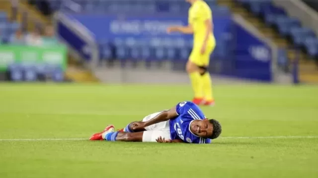 Inglaterra: Wesley Fofana del Leicester sufrió una impactante fractura ante Villarreal 