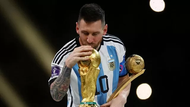 Iniesta: &quot;Messi ha conseguido el Mundial de una manera extraordinaria&quot;