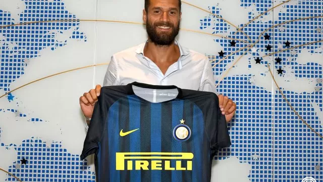 Inter de Milán contrató al extremo Antonio Candreva de la Lazio