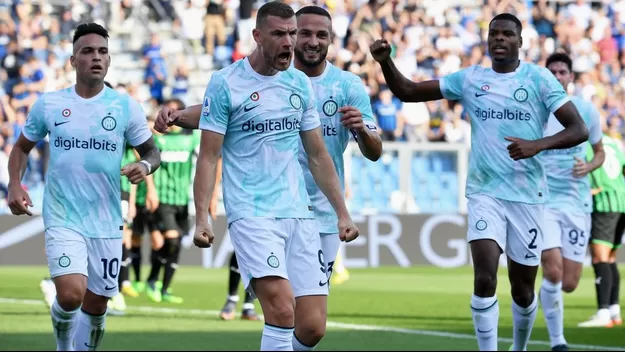 Inter de Milán ganó 2-1 en Sassuolo gracias a un doblete de Edin Dzeko