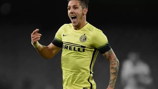 Inter de Milán a semifinales de Copa Italia tras vencer 2-0 a Napoli