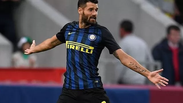Antonio Candreva marcó el gol de la clasificación para el Inter de Milán