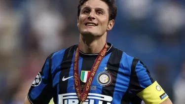 Inter retiró la &#39;4&#39; en honor a Javier Zanetti y lo nombró vicepresidente