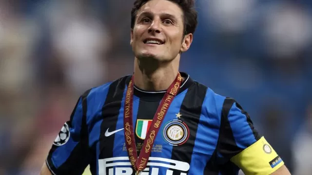Inter retiró la &#39;4&#39; en honor a Javier Zanetti y lo nombró vicepresidente