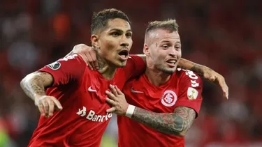 Paolo Guerrero celebró por partida doble en el Beira-Rio | Foto: AFP.