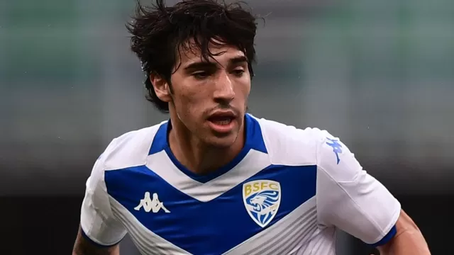 Sandro Tonali, mediocampista italiano de 20 años. | Foto: AFP/Video: Serie A