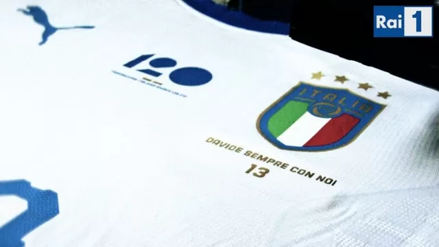 Argentina vs. Italia: la 'Azzurra' recordará a Astori con una camiseta conmemorativa