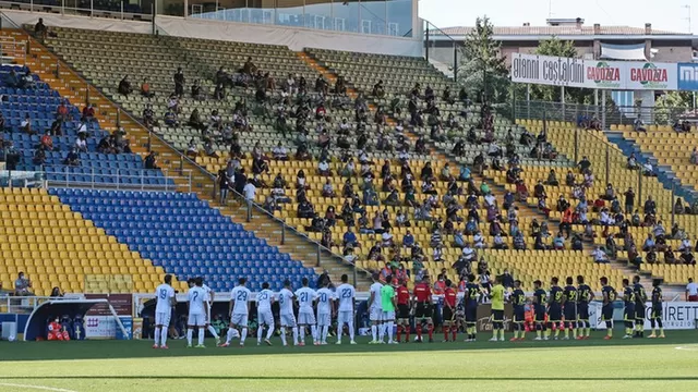 Italia: Volvió el público a los estadios en el Parma vs. Empoli
