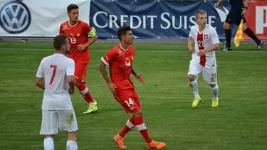 Rhyner jugó en la defensa con el '14'. Rhyner jugó en la defensa con el '14'.
