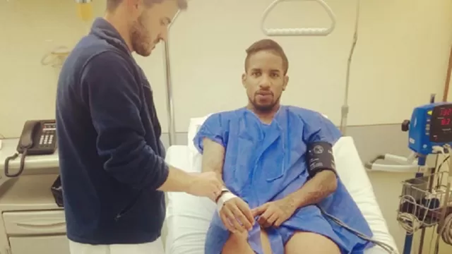 Jefferson Farf&amp;aacute;n fue operado del tobillo izquierdo.-foto-1