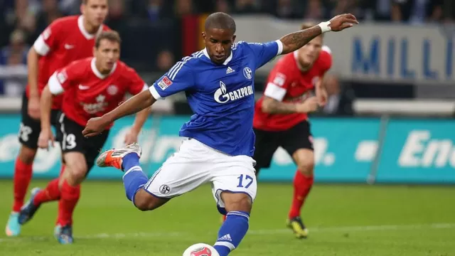 Farfán estuvo seis temporadas en el Schalke 04. | Foto: AFP