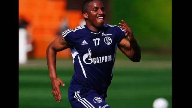 Jefferson Farfán regresó a los entrenamientos del Schalke 04