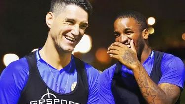 Jefferson Farfán: Thiago Neves le envió emotivo mensaje de despedida Jefferson Farfán: Thiago Neves le envió emotivo mensaje de despedida