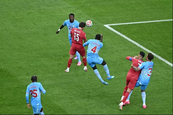 Así cabeceó Joao Neves en gol de Portugal / Foto: Routers - Annegret Hilse Así cabeceó Joao Neves en gol de Portugal / Foto: Routers - Annegret Hilse