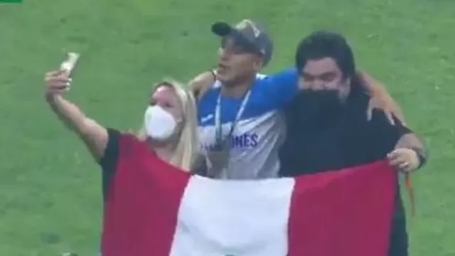 Juan Reynoso y Yoshimar Yotún: Así festejaron tras campeonar con Cruz Azul en México
