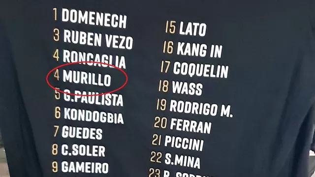 Jugador del Barcelona aparece en la camiseta del campeón del Valencia por Copa del Rey