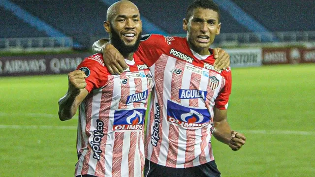 Junior se metió a la fase de grupos de Copa Libertadores tras golear 3-0 a Bolívar