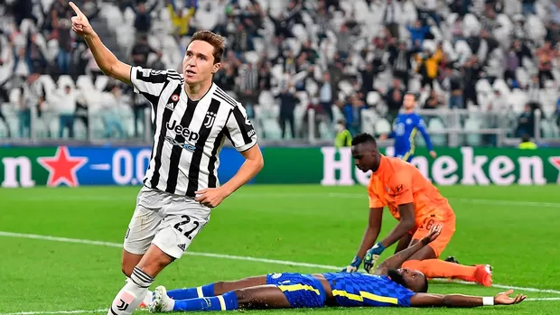 Juventus venció por 1-0 a Chelsea y lidera su grupo en la Champions League