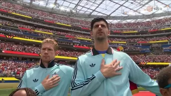 De Bruyne y Courtois aparecieron abrazados en himno de Bélgica: ¿son amigos de nuevo?