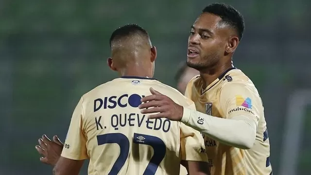 Quevedo fue titular y jugó hasta el minuto 61 frente a La Calera de Chile. | Video: América Deportes.