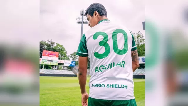 Kluiverth Aguilar, lateral peruano de 18 años. | Foto/Video: @LommelSKOff