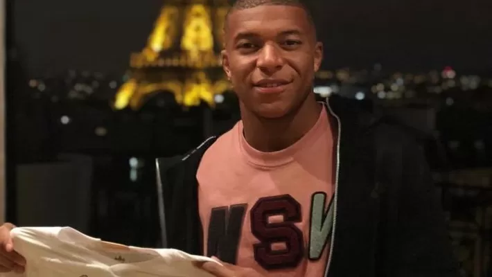 Equipamiento Kylian Mbappé | futbolmania