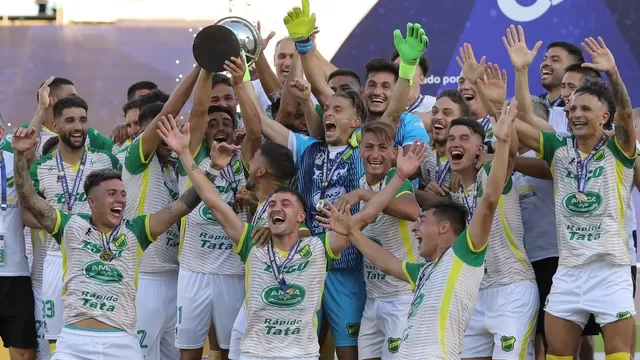 Defensa y Justicia goleó 3-0 a Lanús y es el campeón de la Sudamericana