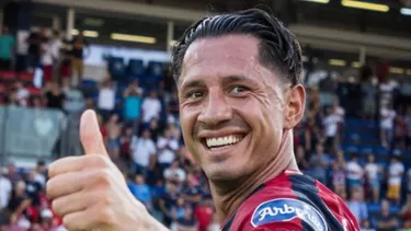 Cagliari suma 10 puntos y marcha segundo en la tabla de posiciones.