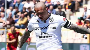 Lapadula volvió al gol, pero su equipo se hunde en la Serie B