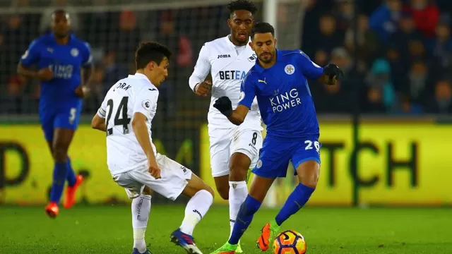 Leicester perdió 2-0 ante el Swansea y quedó a un punto del descenso