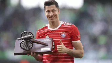 Lewandowski se despidió de los hinchas bávaros. | Foto: AFP/Video: Espn