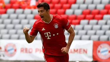 El delantero polaco anotó su gol 33 en la presente temporada. | Foto: Bayern Munich