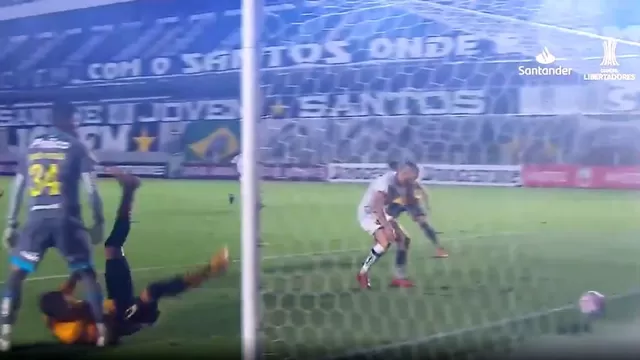 Blooper en la Libertadores: Autogol de Pará selló el 2-0 de Barcelona sobre Santos