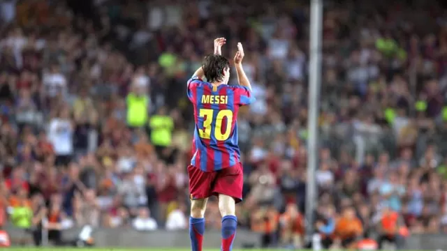 Lionel Messi: a 10 años de su debut como titular en el Barcelona