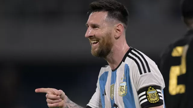 Lionel Messi anotó ante Curazao su gol 100 con la selección argentina