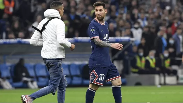 Lionel Messi: Hincha del Marsella irrumpió en la cancha y frenó ataque del argentino