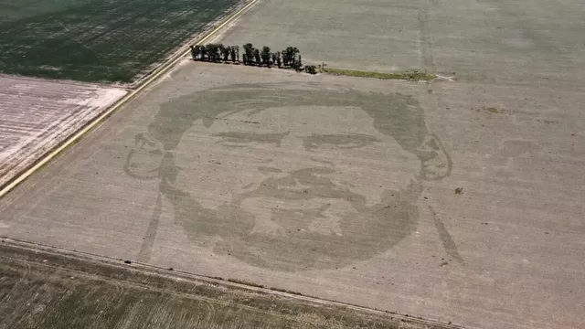 Lionel Messi recibió un maravilloso homenaje en un campo de cultivo