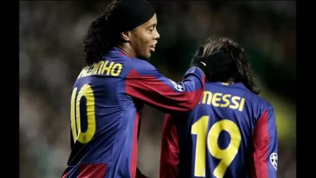 Lionel Messi y el día que falló un penal que le dejó Ronaldinho 