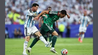 Lionel Messi y la polémica falta ante Argelia que, ¿era tarjeta roja?