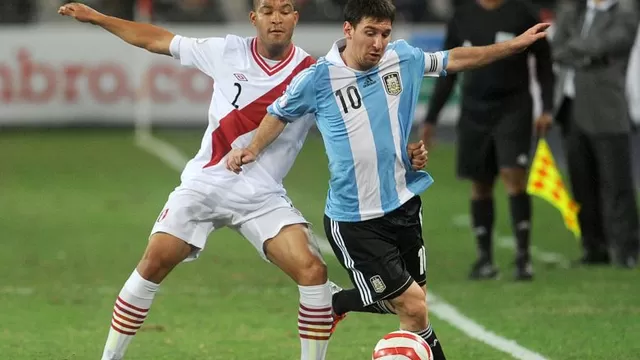 Lionel Messi y la vez que todo el Estadio Nacional le gritó "Cristiano"