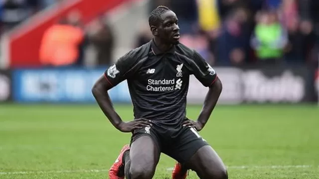 Liverpool aparta a Sakho después de dar positivo en control antidopaje