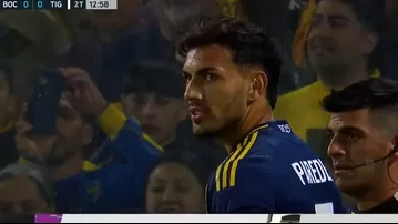 El llamativo momento que vivió Paredes con la hinchada de Boca