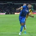 Luis Abram y la terrible patada en la cara que recibió en duelo de Cruz Azul ante Tigre