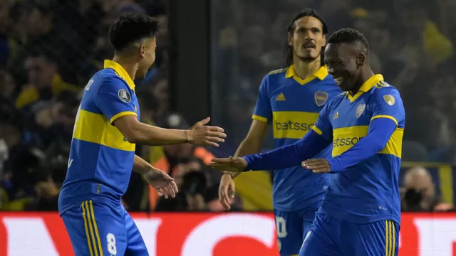 Con gol de Advíncula, Boca avanzó a cuartos de final de la Copa Libertadores