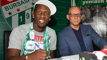 Adv&amp;iacute;ncula jugar&amp;aacute; en cuarto club de Europa (Foto: bursaspor.org.tr)