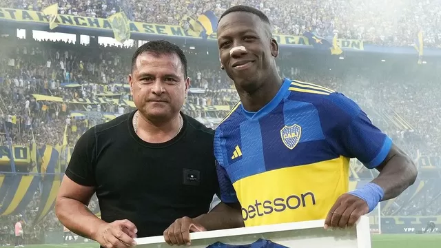 Luis Advíncula recibió homenaje de Boca por cumplir 100 partidos