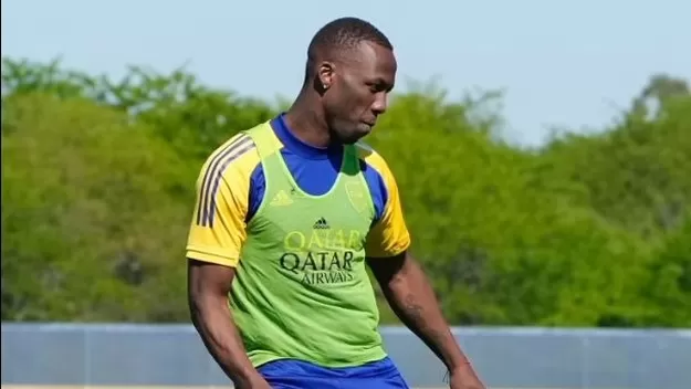 Luis Advíncula y su felicidad por volver a trabajar con normalidad tras superar lesión