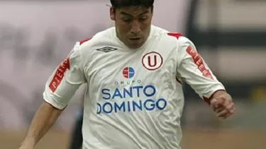 Luis N&amp;uacute;&amp;ntilde;ez jug&amp;oacute; en Universitario en el 2007.