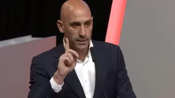 Luis Rubiales descarta renunciar tras beso forzado: "No voy a dimitir"