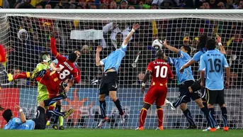 Luis Suárez descartó pedir perdón por la mano contra Ghana en Sudáfrica 2010